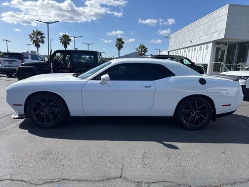 White Knuckle Clearcoat 2019 Dodge Challenger GT
