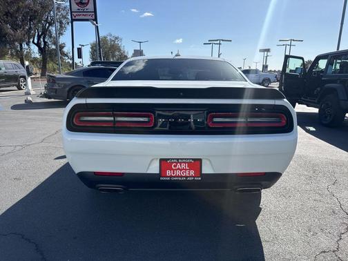 White Knuckle Clearcoat 2019 Dodge Challenger GT