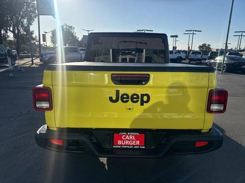 2024 Jeep Gladiator Sport S