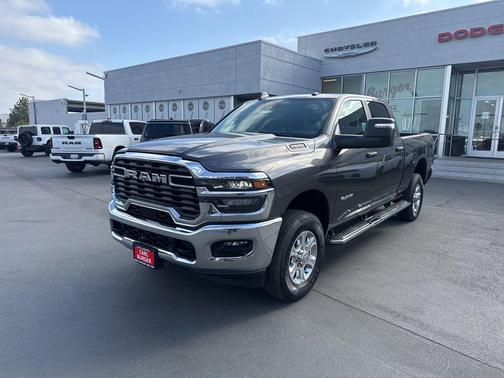 Crystal Metallic 2026 RAM 2500 Big Horn Crew Cab 4x4 6'4' Box