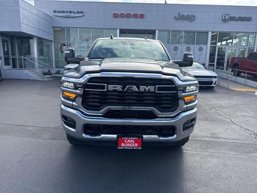 Crystal Metallic 2026 RAM 2500 Big Horn Crew Cab 4x4 6'4' Box