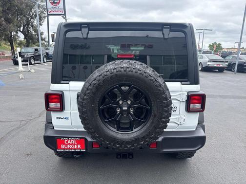 2025 Jeep Wrangler 4xe Willys