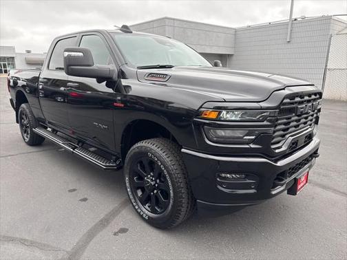 2025 RAM 2500 Big Horn Crew Cab 4x4 6'4' Box