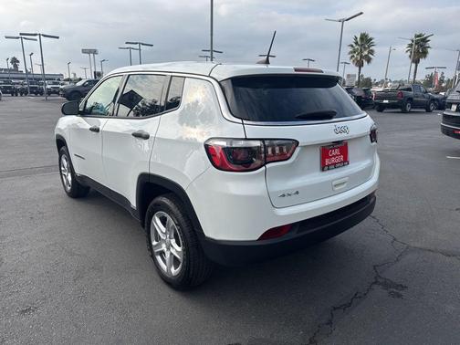 2023 Jeep Compass Sport