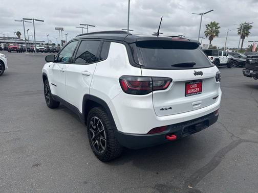 Bright White 2025 Jeep Compass Trailhawk