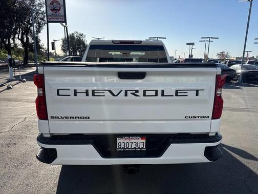 2023 Chevrolet Silverado 1500 Custom