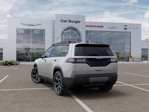 Silver Zynith Clearcoat 2026 Jeep Cherokee Overland