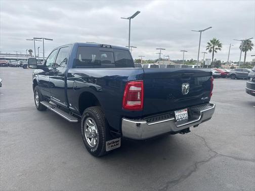 2024 RAM 2500 Tradesman Crew Cab 4x4 6'4' Box