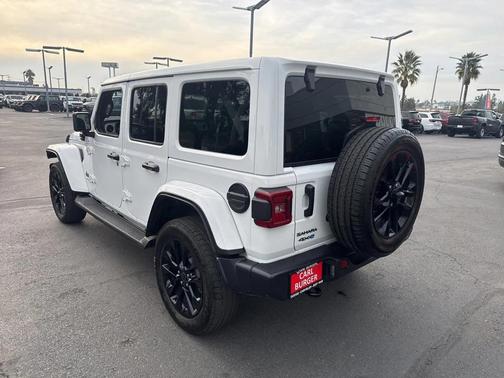 2025 Jeep Wrangler 4xe Sahara