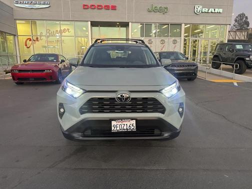 2023 Toyota RAV4 XLE Premium