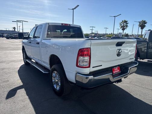 Bright White 2024 RAM 2500 Big Horn Crew Cab 4x4 6'4' Box