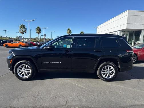 2024 Jeep Grand Cherokee L Laredo