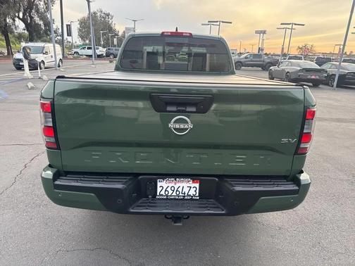 2024 Nissan Frontier SV