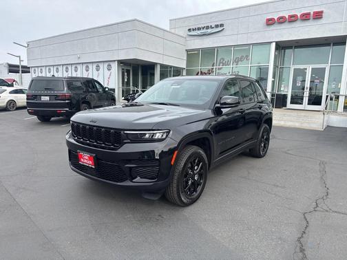 2024 Jeep Grand Cherokee Altitude