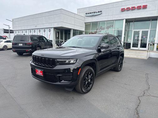 2024 Jeep Grand Cherokee Altitude