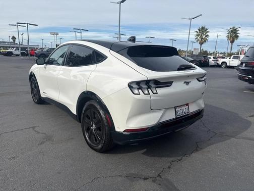 2021 Ford Mustang Mach-E California Route 1