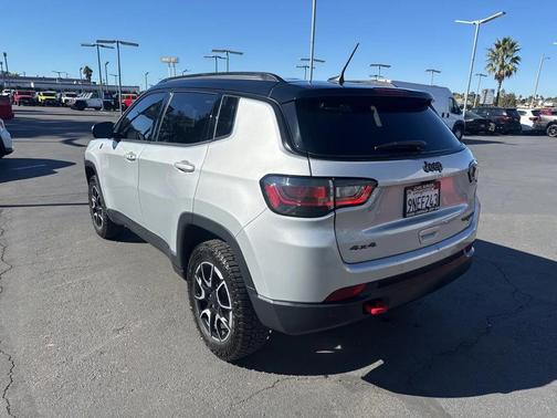 2024 Jeep Compass Trailhawk