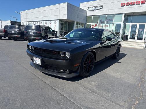Pitch Black Clearcoat 2021 Dodge Challenger R/T Scat Pack