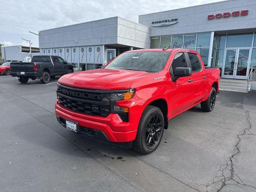 2022 Chevrolet Silverado 1500 Custom