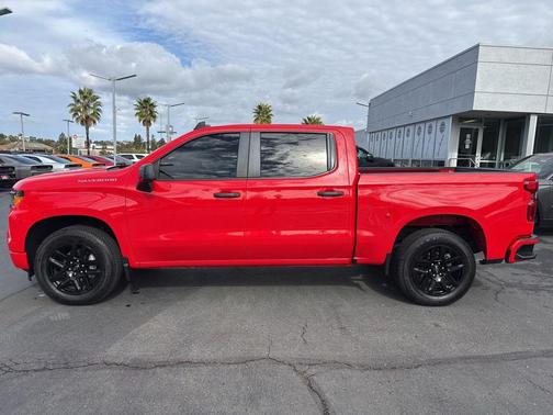 2022 Chevrolet Silverado 1500 Custom