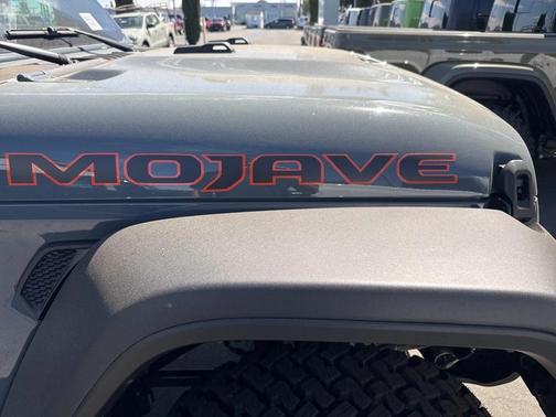 2025 Jeep Gladiator Mojave