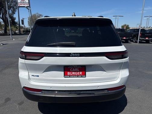 Bright White 2024 Jeep Grand Cherokee 4xe Base