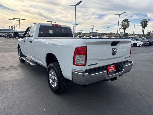 2024 RAM 2500 Big Horn Crew Cab 4x4 8' Box