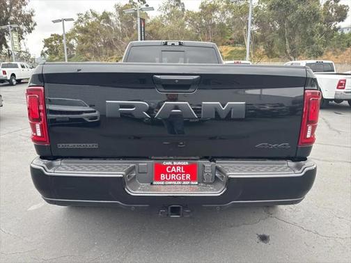 2025 RAM 3500 Big Horn Crew Cab 4x4 8' Box