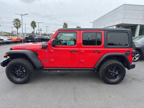 2025 Jeep Wrangler 4xe Willys