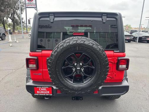 2025 Jeep Wrangler 4xe Willys