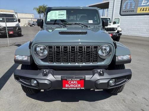 2025 Jeep Gladiator Sport S