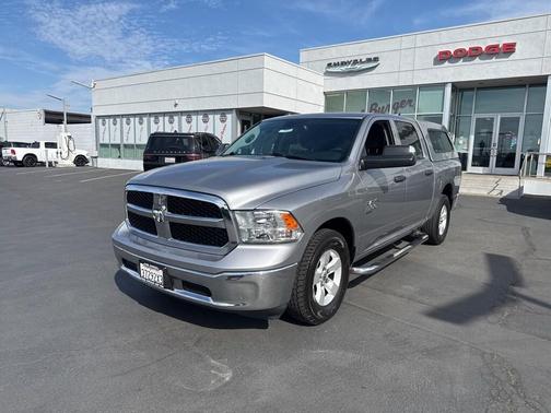 2022 RAM 1500 Classic SLT
