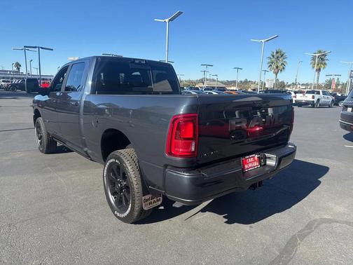 2026 RAM 2500 Laramie Crew Cab 4x4 6'4' Box