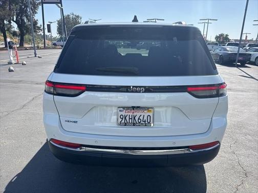 2022 Jeep Grand Cherokee 4xe Base