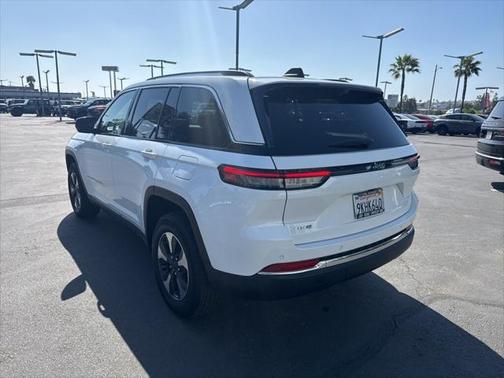 2022 Jeep Grand Cherokee 4xe Base