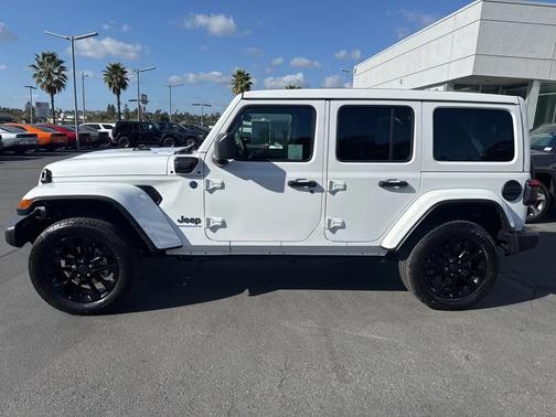 2025 Jeep Wrangler 4xe Sahara