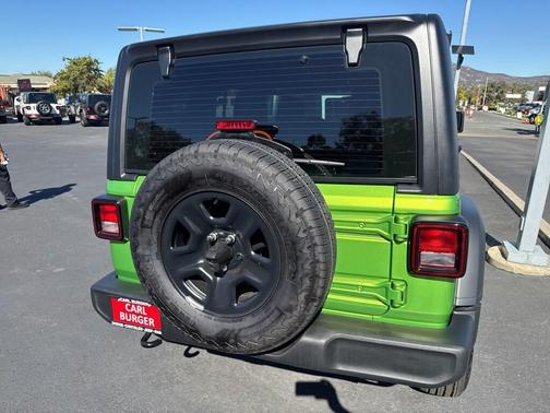 2025 Jeep Wrangler Sport