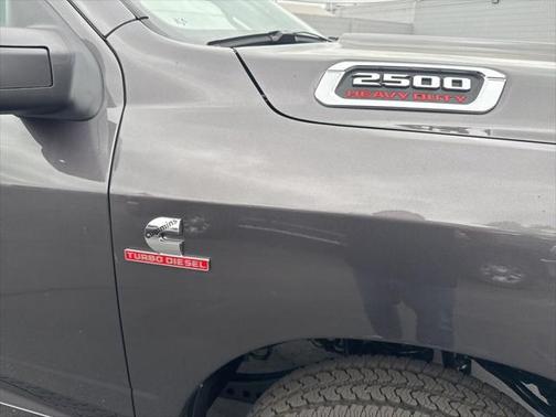2025 RAM 2500 Tradesman Crew Cab 4x4 6'4' Box
