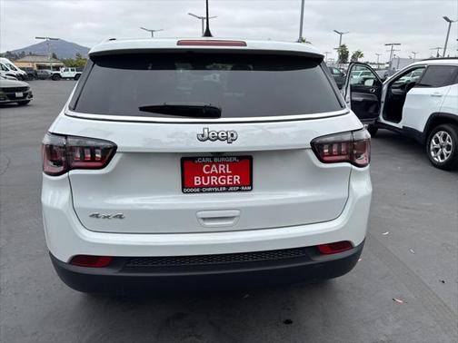 2025 Jeep Compass Sport