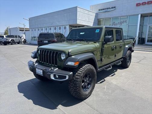 2023 Jeep Gladiator Sport