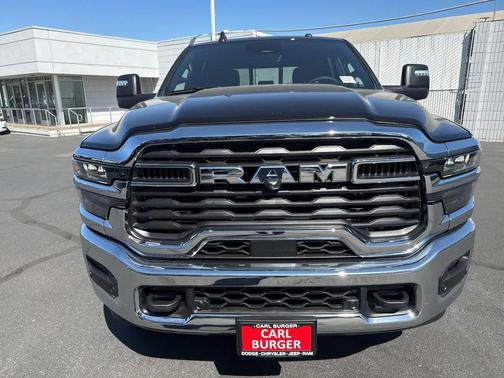 2025 RAM 2500 Big Horn Crew Cab 4x4 6'4' Box