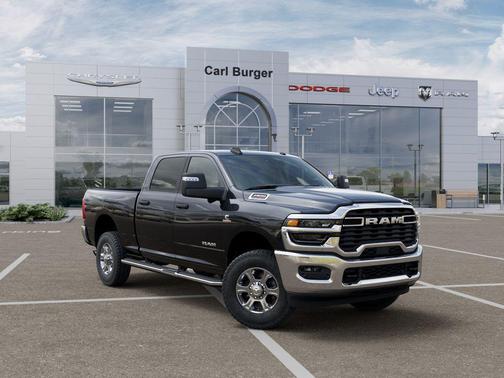 Diamond Black Crystal Pearlcoat 2025 RAM 2500 Big Horn Crew Cab 4x4 6'4' Box