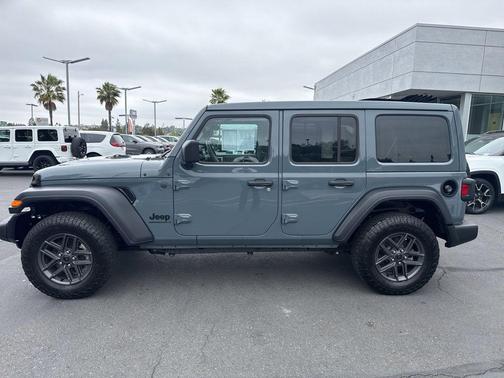 Anvil Clearcoat 2025 Jeep Wrangler Sport S