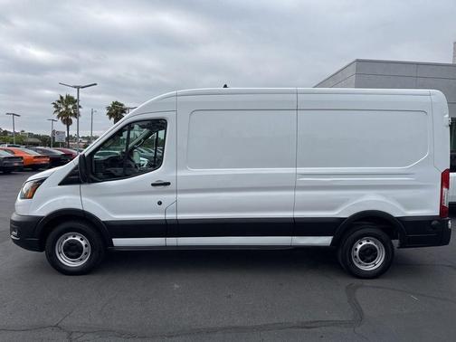 Oxford White 2020 Ford Transit-250 Base