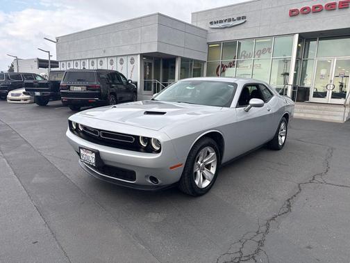 2023 Dodge Challenger SXT