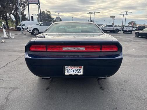 2014 Dodge Challenger SXT