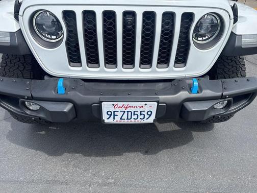 Bright White Clearcoat 2023 Jeep Wrangler 4xe Rubicon