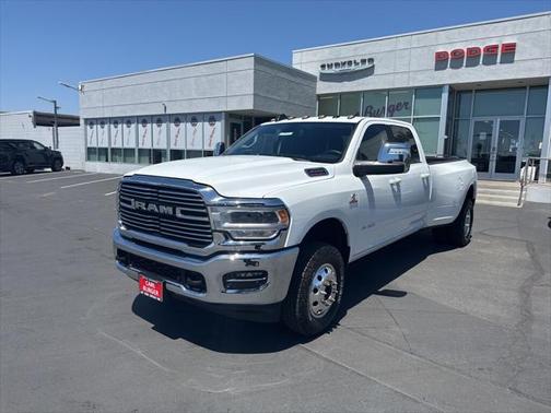 2023 RAM 3500 Laramie Crew Cab 4x4 8' Box