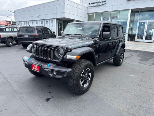 Black Clearcoat 2025 Jeep Wrangler 4xe Rubicon