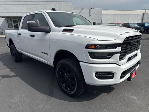 2025 RAM 2500 Big Horn Crew Cab 4x4 6'4' Box